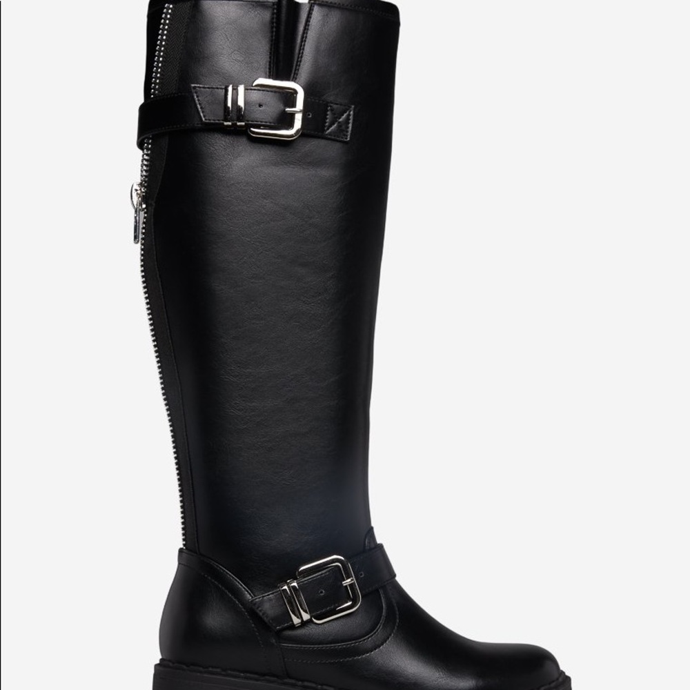 ✨HOST PICK 🥳 NIB Shoedazzle Georginna Buckled Flat Boot - Picture 5 of 13
